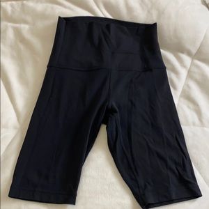 Lululemon alight 8” biker shorts